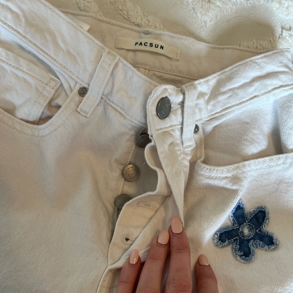 PacSun Flower Patch Dad Jeans - Picture 8 of 12